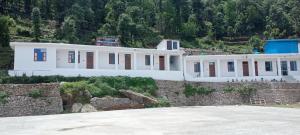 Narmada sky ridge view hotal