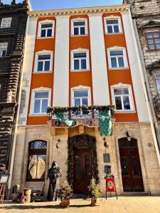 Apartments on Rynok Square