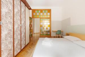 GuestHost - Cosy Apt Lodi M3 Subway Yellow Line