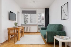 Cozy Studio Daniłowiczowska Near Ogród Saski and Old Town by Noclegi Renters