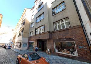 1000 and 1 night in Prague city center