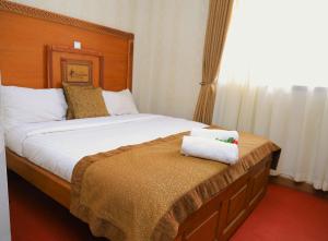 Dancourt Funfair Hotel
