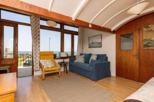 Historic Railway Home - Selsey Seafront