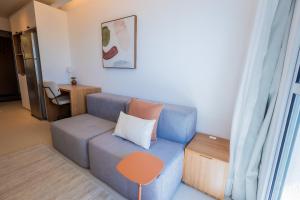 1106 - Estúdio novíssimo com estrutura e conforto