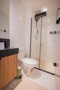 1106 - Estúdio novíssimo com estrutura e conforto