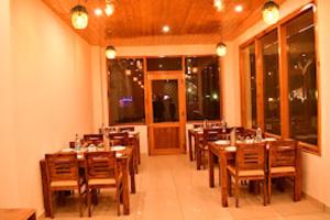 Hotel Mountain Majestys Inn, Manāli