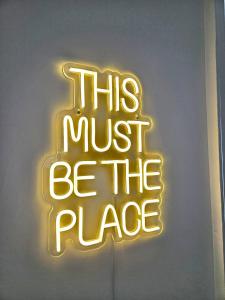 "Beachcomber" Cosy Town Centre & Beach Apartment!