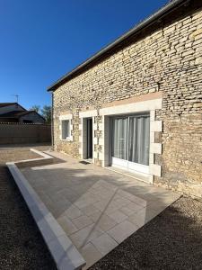 La Maison du Cèdre 8 min du Futuroscope