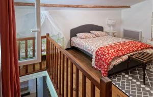 Maisons de vacances Awesome Home In Goult : photos des chambres