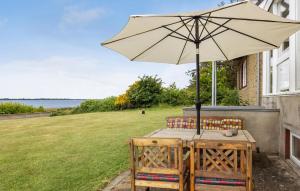 Nice Home In Roslev With House Sea View