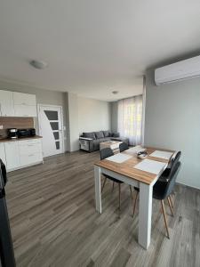 Апартамент Габи 1