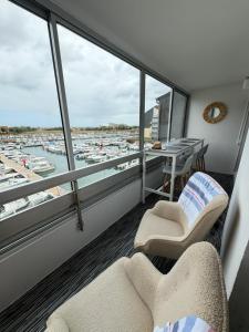 appartement vue sur port de plaisance