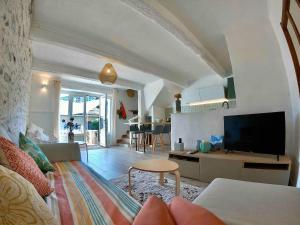 Maison de hameau au coeur de la campagne Grimaudoise