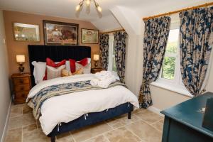 Thatchers Cottage - Rudge Farm Cottages