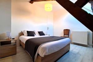 Maisons de vacances Maison 4 chambres au coeur d’Evaux-les-Bains : photos des chambres