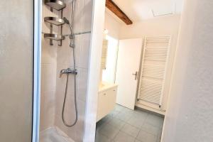 Maisons de vacances Maison 4 chambres au coeur d’Evaux-les-Bains : photos des chambres