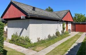 Gorgeous Home In Væggerløse With Wifi