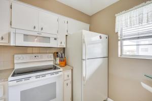 8 Mi to Dtwn Fort Lauderdale Condo with Pool Access