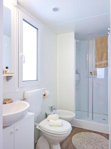 Standard Mobile Homes - Hotel & Resort Adria Ankaran