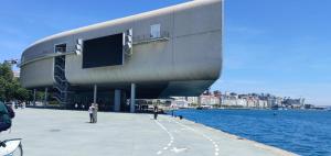 Moderno y luminoso apto en la Bahía de Santander