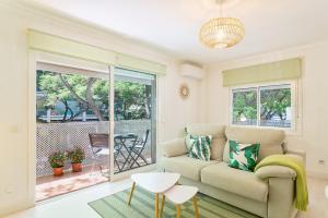 Hola MarBella Pleasant apartment Fontanilla beach side