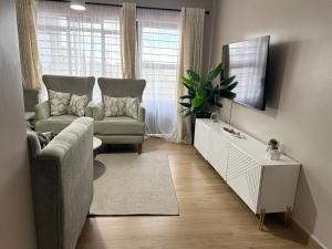 Pinnacle Apts