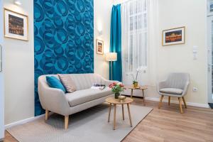 Amethyst Apartments - Brody