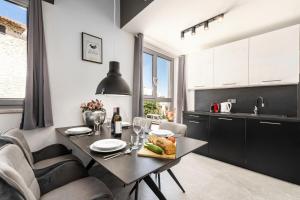 Studio Levant by Briskva