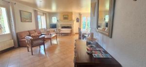 Villas Gite Saint Irenee : photos des chambres