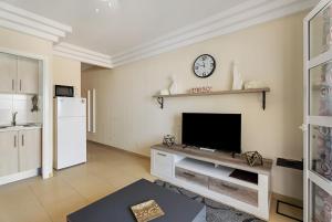 Orlando Sol, Paraíso en Playa Fañabe