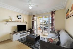 Orlando Sol, Paraíso en Playa Fañabe