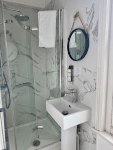 Superior King Room room in The William IV