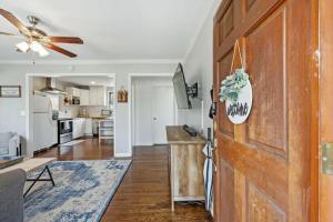 East Nashville Family Abode 30 or more Days by SkyRun Nashville