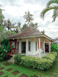 Puri Lumbung Villa