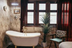 Mustang 11-11 Boutique Hotel