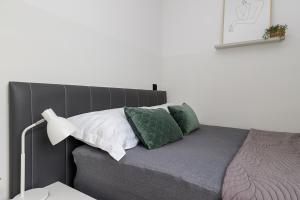 V Ajax Metro National Stadium ROOMS