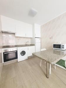 Alquilaencanarias Medano Pika Mediterraneo