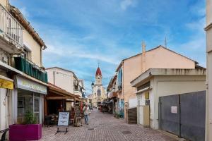 Appartements Studio GIGI 50 m mer climatisation plein centre : photos des chambres