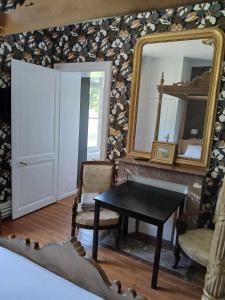 Sejours chez l'habitant Sejour baie de somme au Chateau de Mons Boubert pour 2 ou 4 : photos des chambres