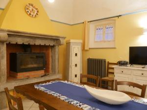Salita al Borgo Casa in corte privata