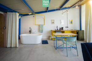 Entire apartment 2 Modern penthouse near Telmex