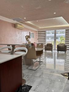 Accommodation Front - Spectacular 2 Bedroom with Canal Views Near Ushaka