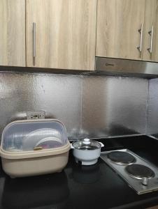 Staycation at Shore 2 Residences Tower 1 Near Moa, PICC, STARCITY, WORLD TRADE, SMX, MOA ARENA & NAIA 123