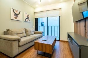 Modern Recavarren Residence by Geko