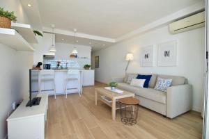 1-Bedroom Apartment with Spectacular Marina & Sea Views in Marbella