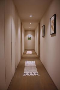 Séjour dexception au Moulin de la Vernède avec piscine, ruisseau, climatisation et parking