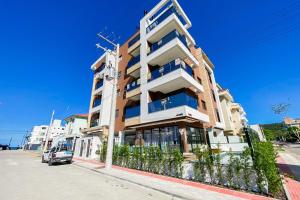 Conforto e exclusividade a 60m da Praia de Palmas 0321