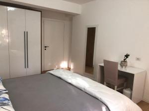 Stylish Room by Canyons & City