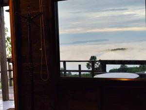 บ้าน มองดูเธอ