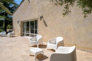 Maisons de vacances Small stone house in quiet residence : photos des chambres